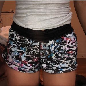 LULULEMON Break Free Shorts